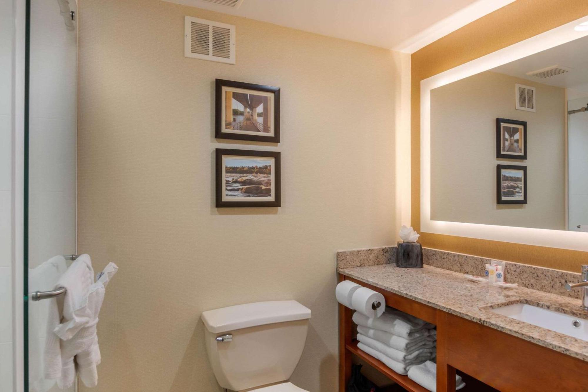 Comfort Suites Southpark Colonial Heights Exterior foto